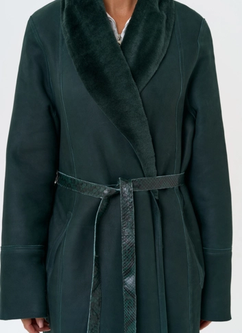 Женская двусторонняя дубленка из меха овчины Cortos с поясом из кожи питона фото