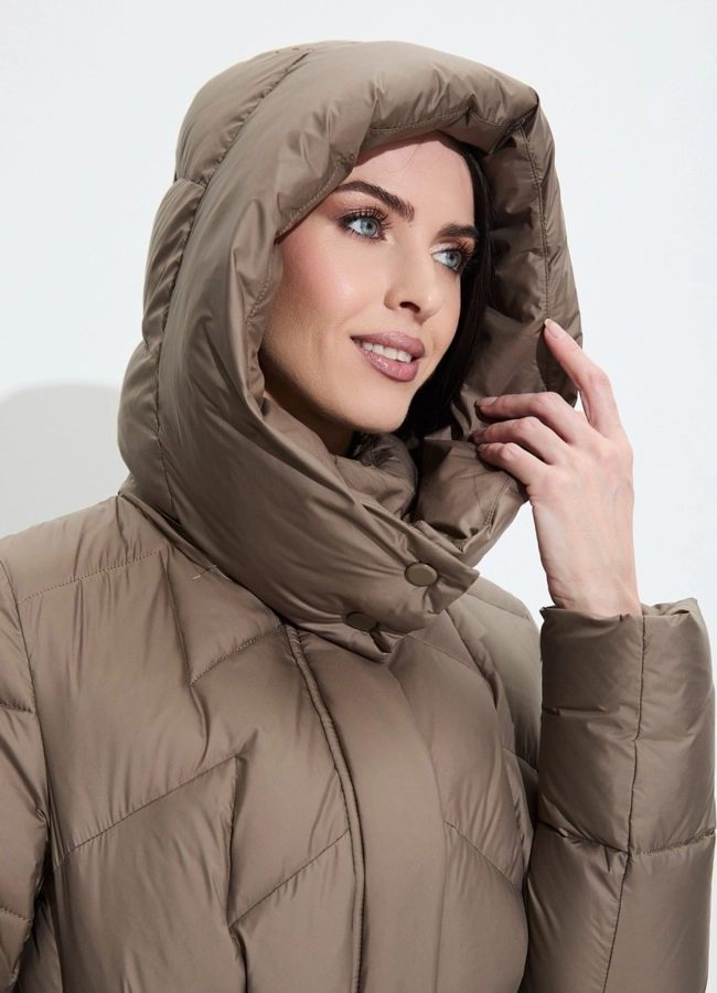 Женский пуховик с капюшоном модель № 33742 в кредит фото