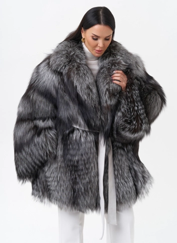 Шуба из чернобурой лисы фото