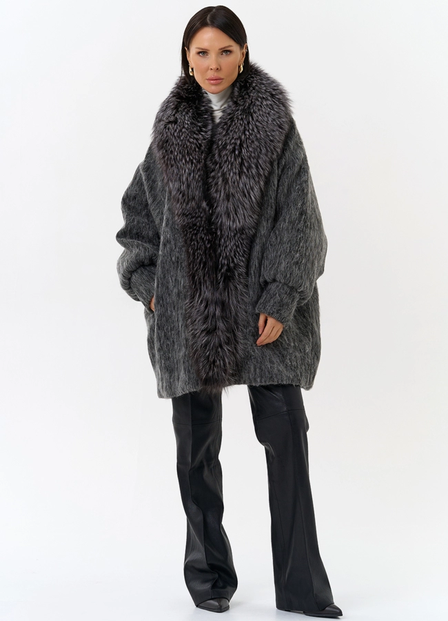 Женский удлиненный пуховик с отделкой из меха чернобурки модель № 31817 в рассрочку