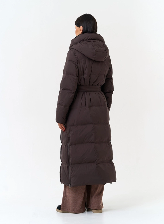 Женский длинный пуховик с капюшоном фото
