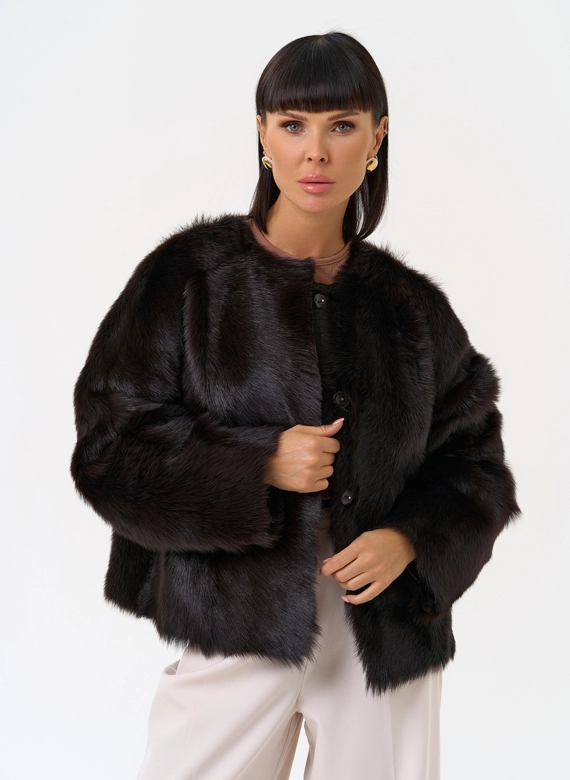 Женская натуральная дубленка в коричневом цвете